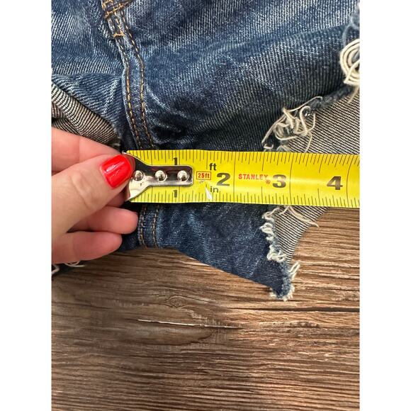 Abercrombie & Fitch distressed jean shorts sz 28/4 - Picture 3 of 5